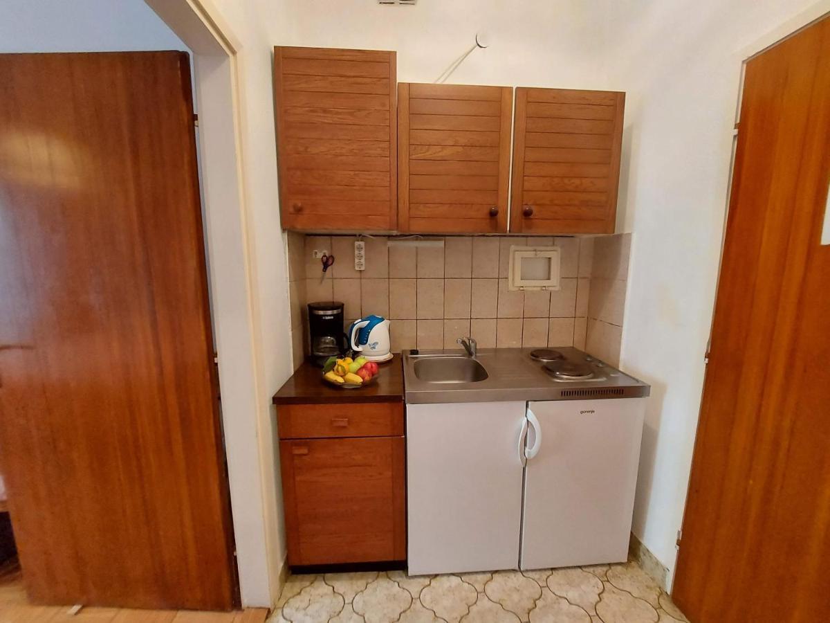 Apartments Fam Tomasic Baška Zewnętrze zdjęcie