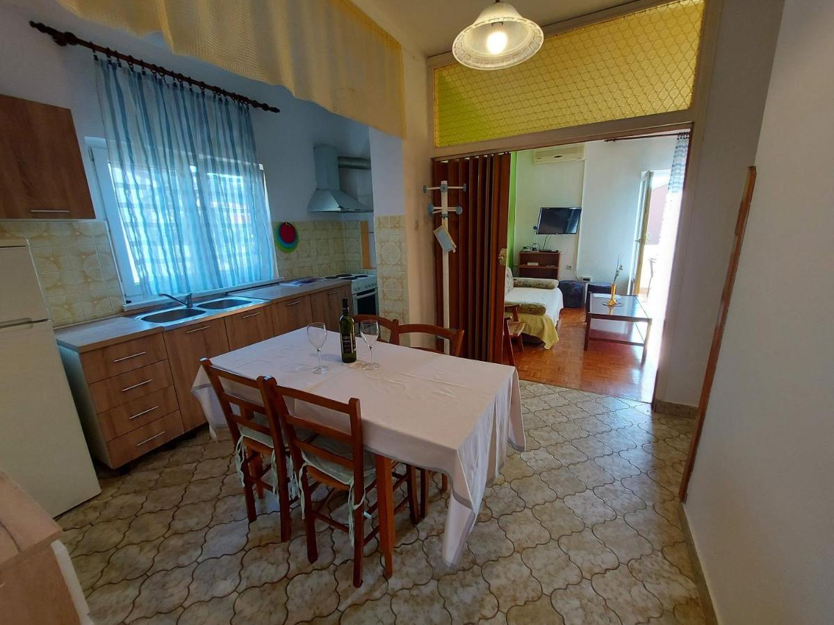Apartments Fam Tomasic Baška Zewnętrze zdjęcie