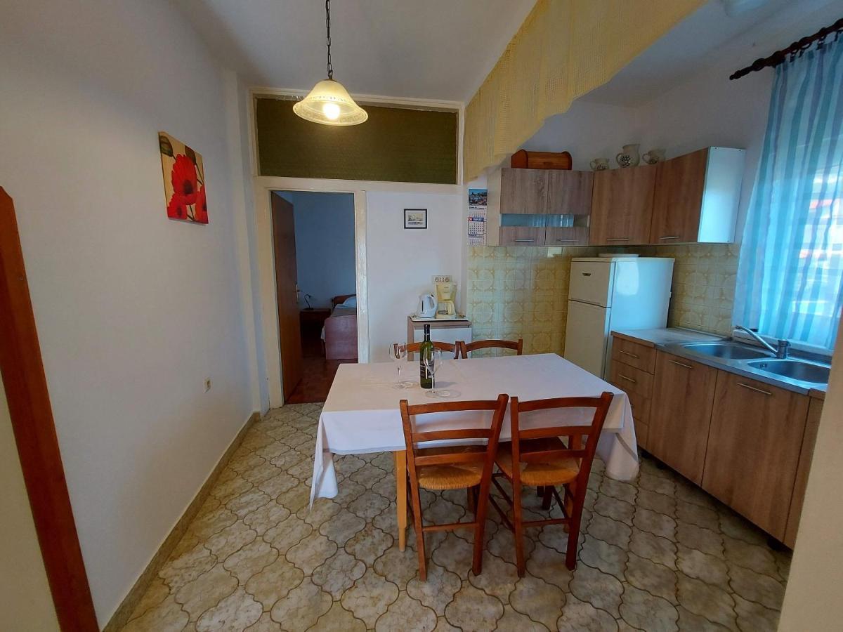 Apartments Fam Tomasic Baška Pokój zdjęcie