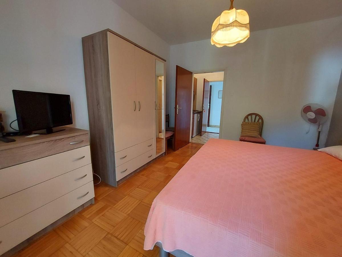 Apartments Fam Tomasic Baška Zewnętrze zdjęcie