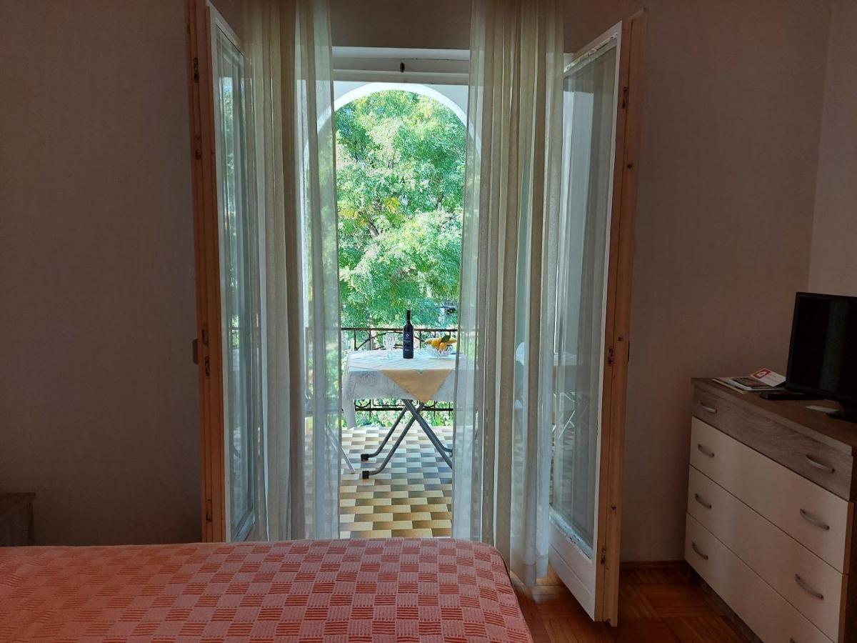 Apartments Fam Tomasic Baška Zewnętrze zdjęcie