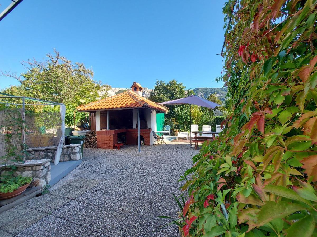 Apartments Fam Tomasic Baška Zewnętrze zdjęcie