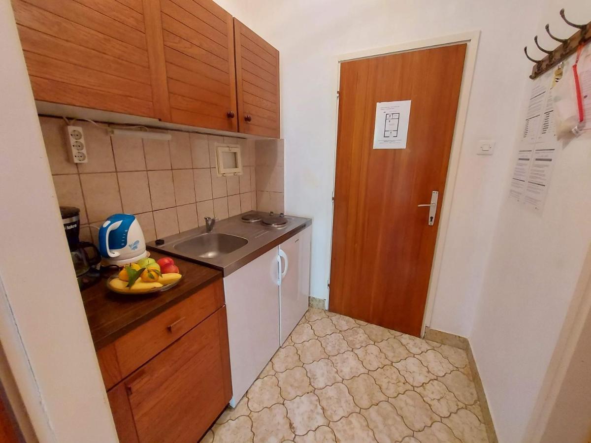 Apartments Fam Tomasic Baška Zewnętrze zdjęcie
