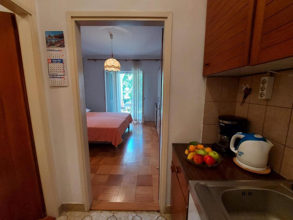 Apartments Fam Tomasic Baška Zewnętrze zdjęcie